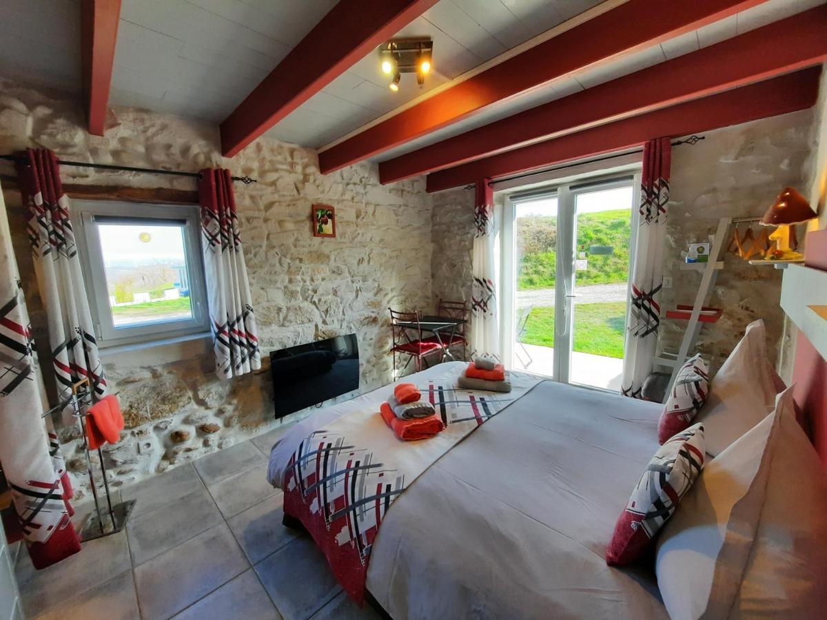 Bed and Breakfast L'Echappee Tremoussante Saint-Barthélemy-de-Vals Exterior foto