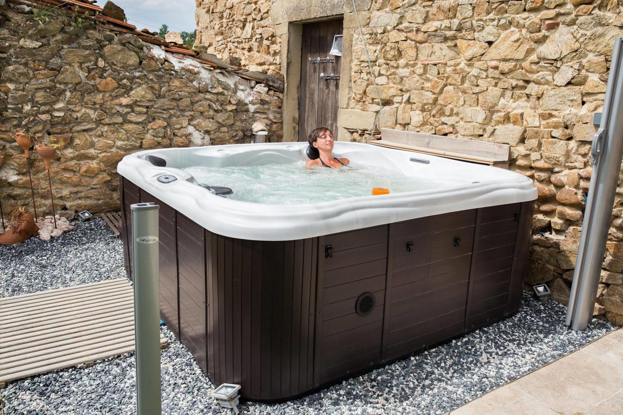 Bed and Breakfast L'Echappee Tremoussante Saint-Barthélemy-de-Vals Exterior foto